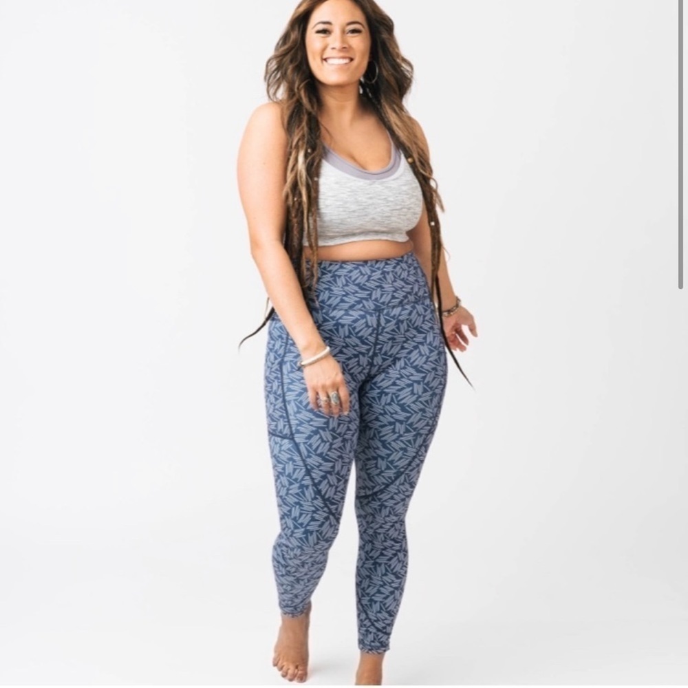 Zyia Active Navy Haystack Light N Tight Size 8-10